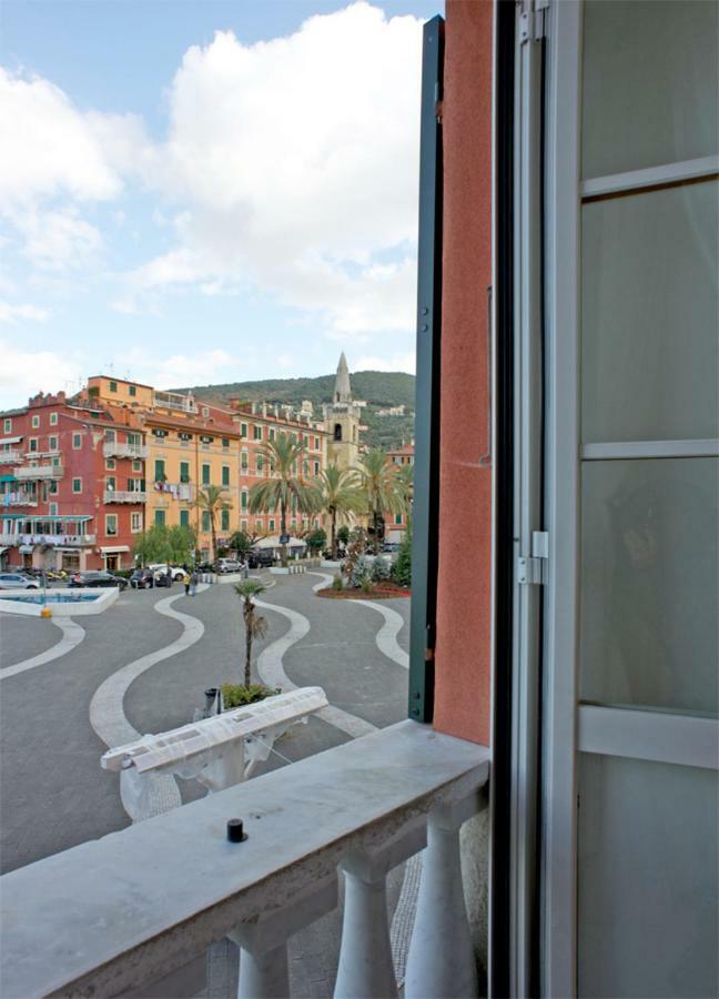 Hotel Vittoria à Lerici Extérieur photo
